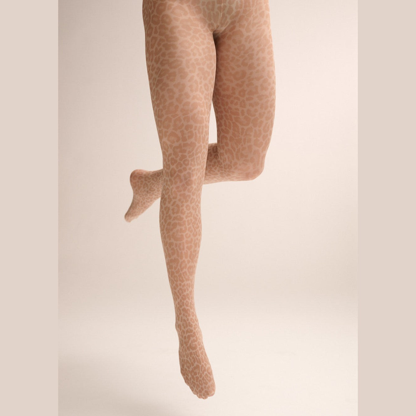 Leopard printed tights