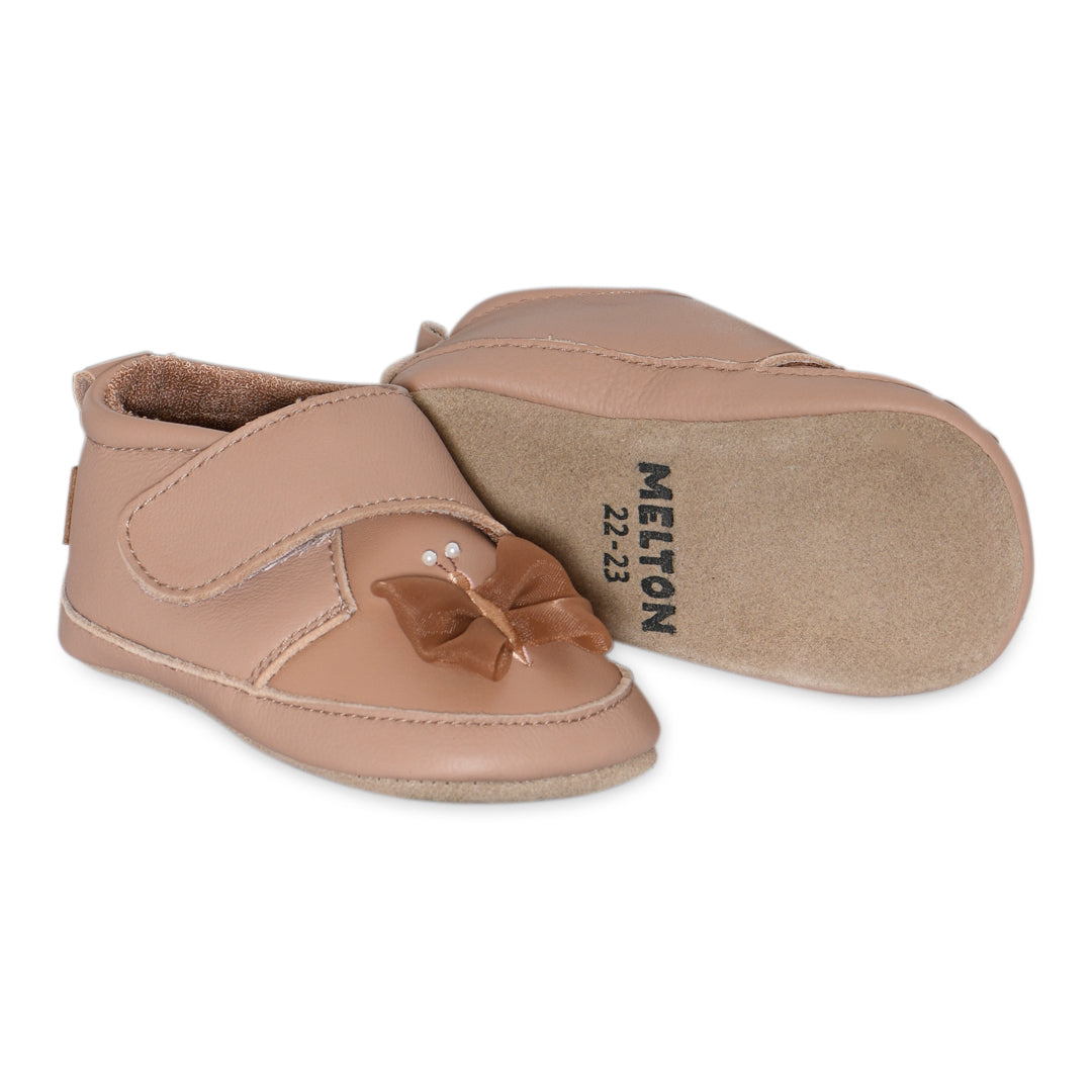 Butterfly leather slippers