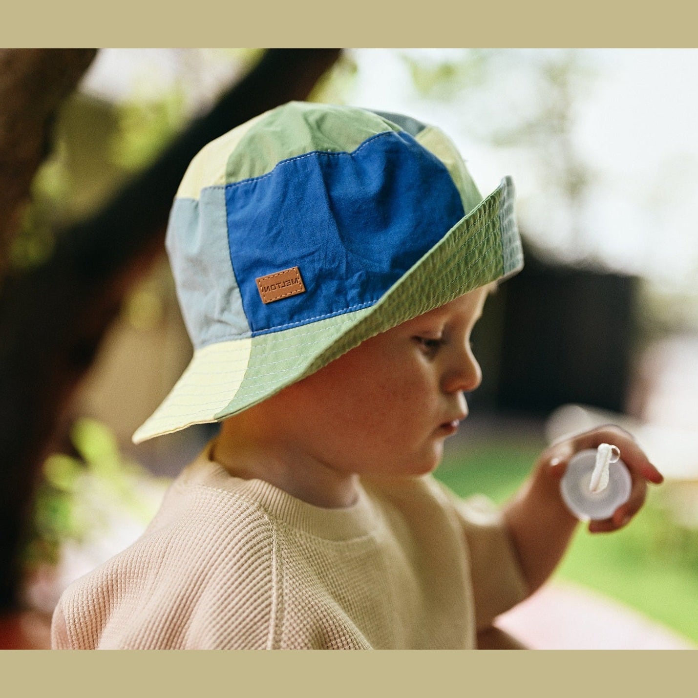Block poplin hat