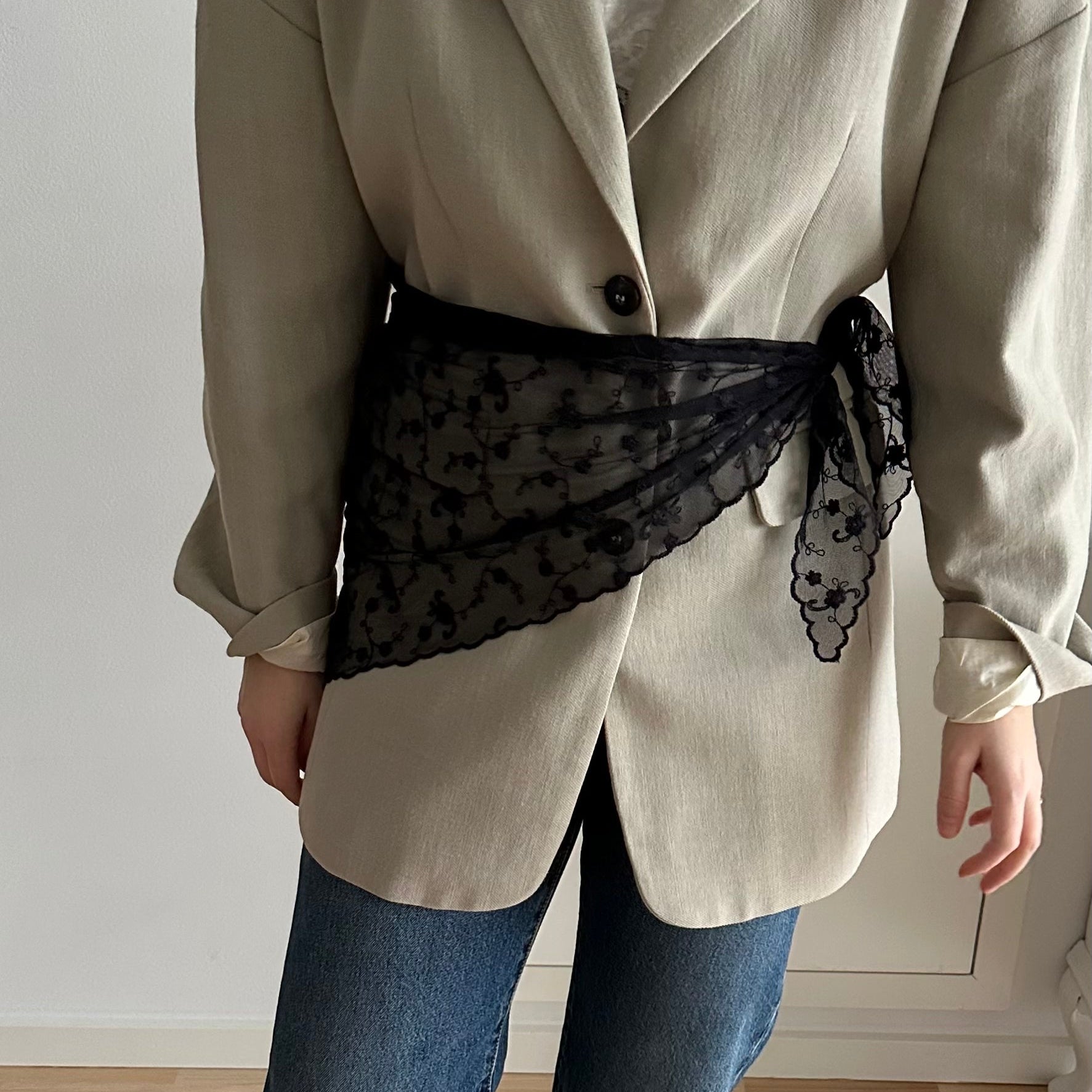 Lana lace scarf