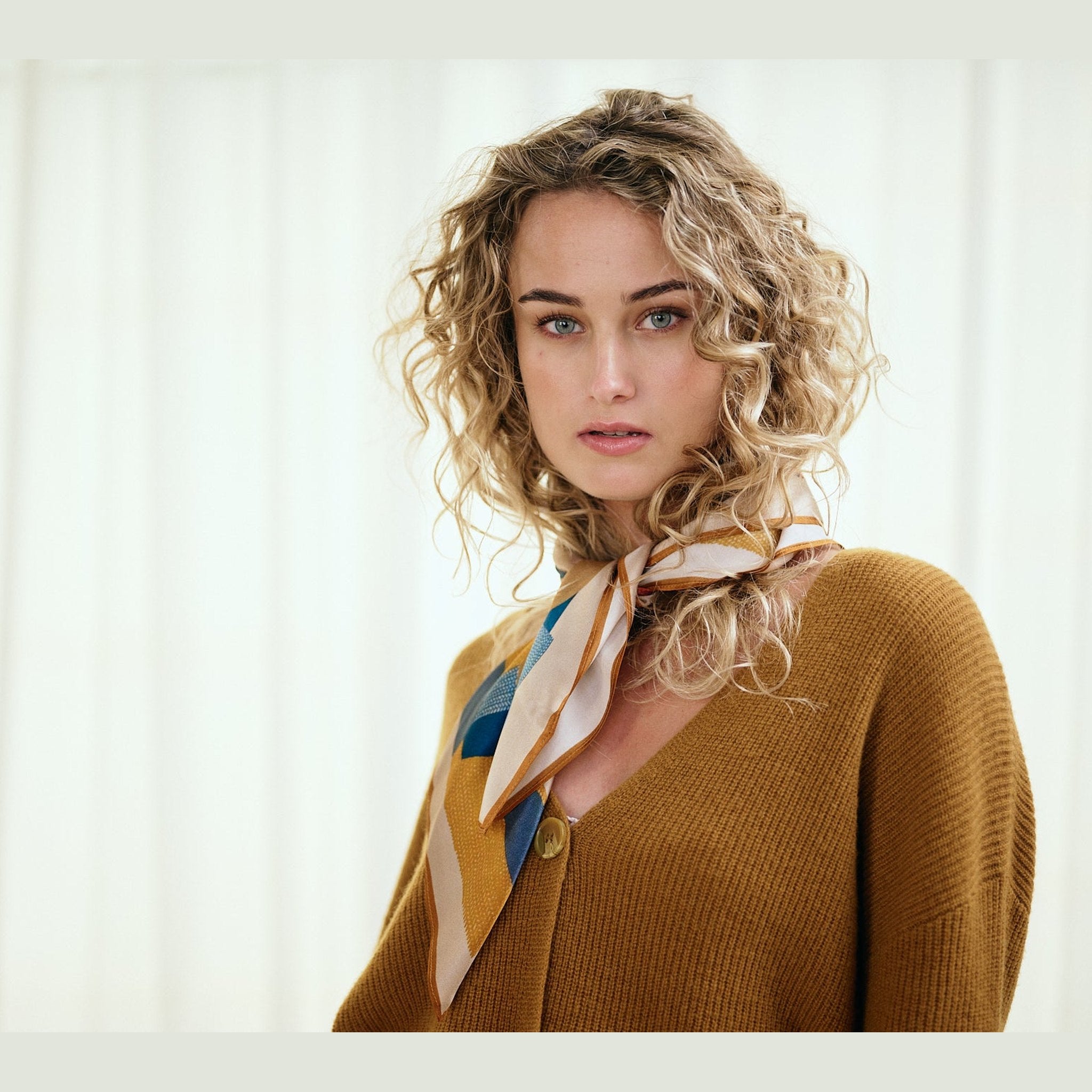 Dakota silk scarf