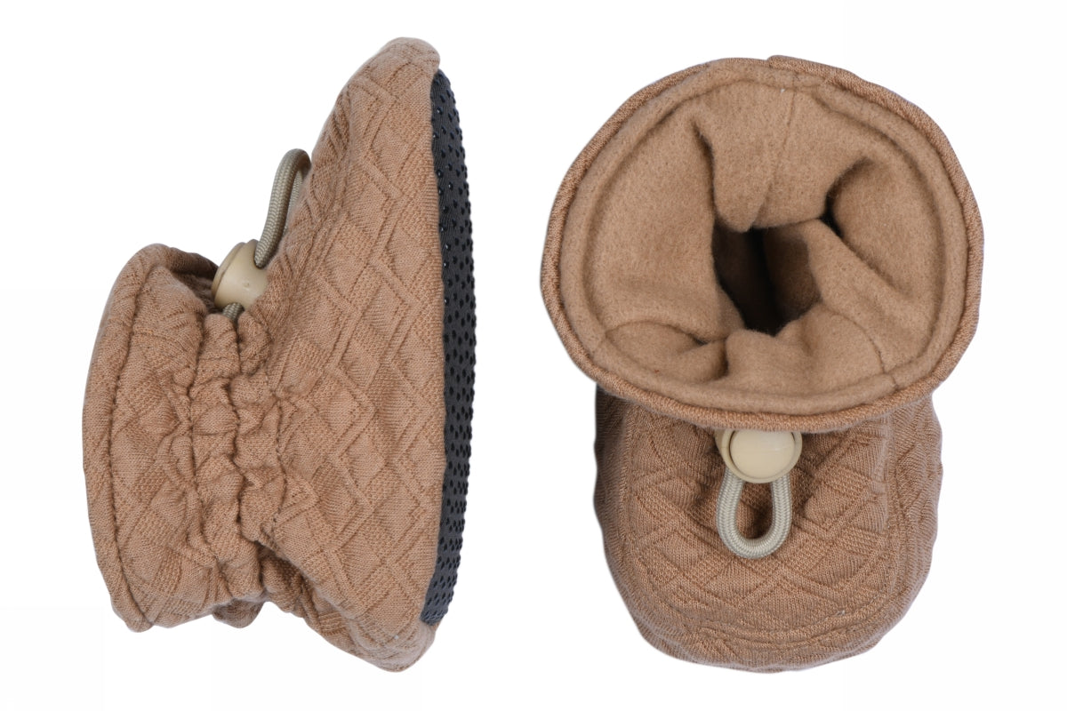 Quilted textile slippers