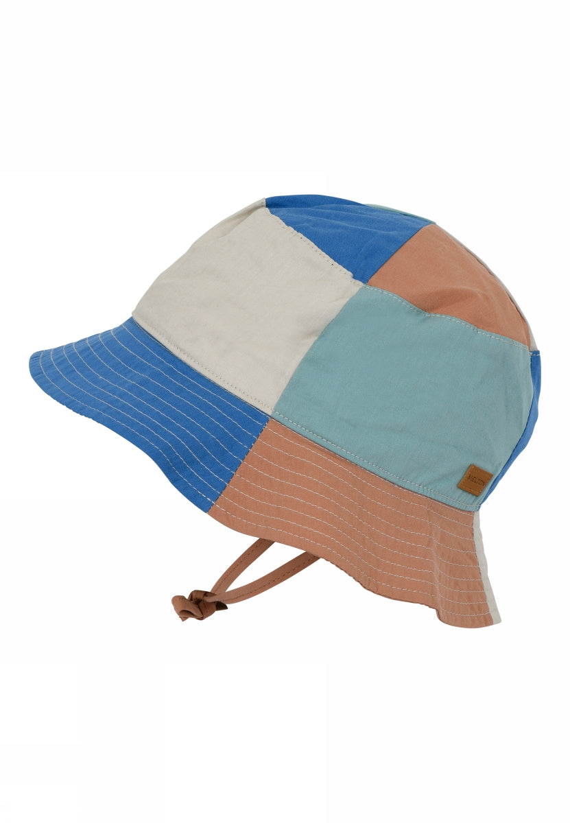 Block bucket hat