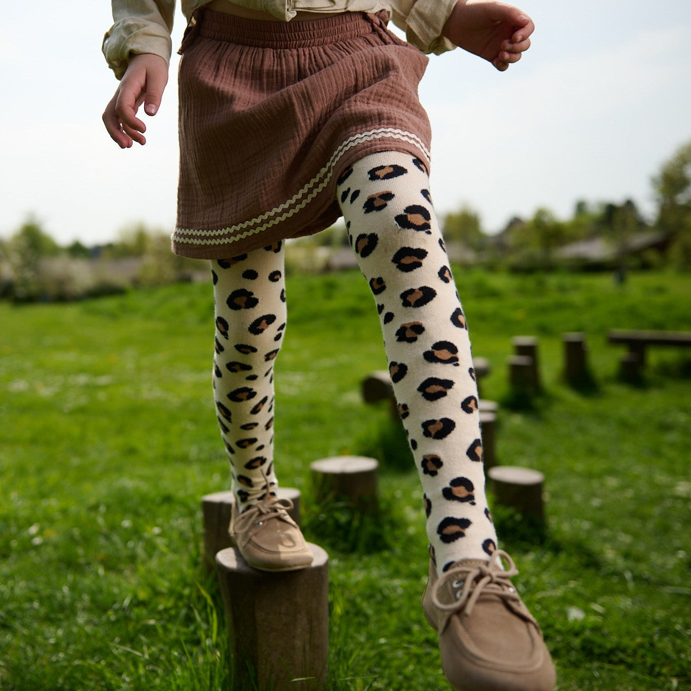 Leopard tights