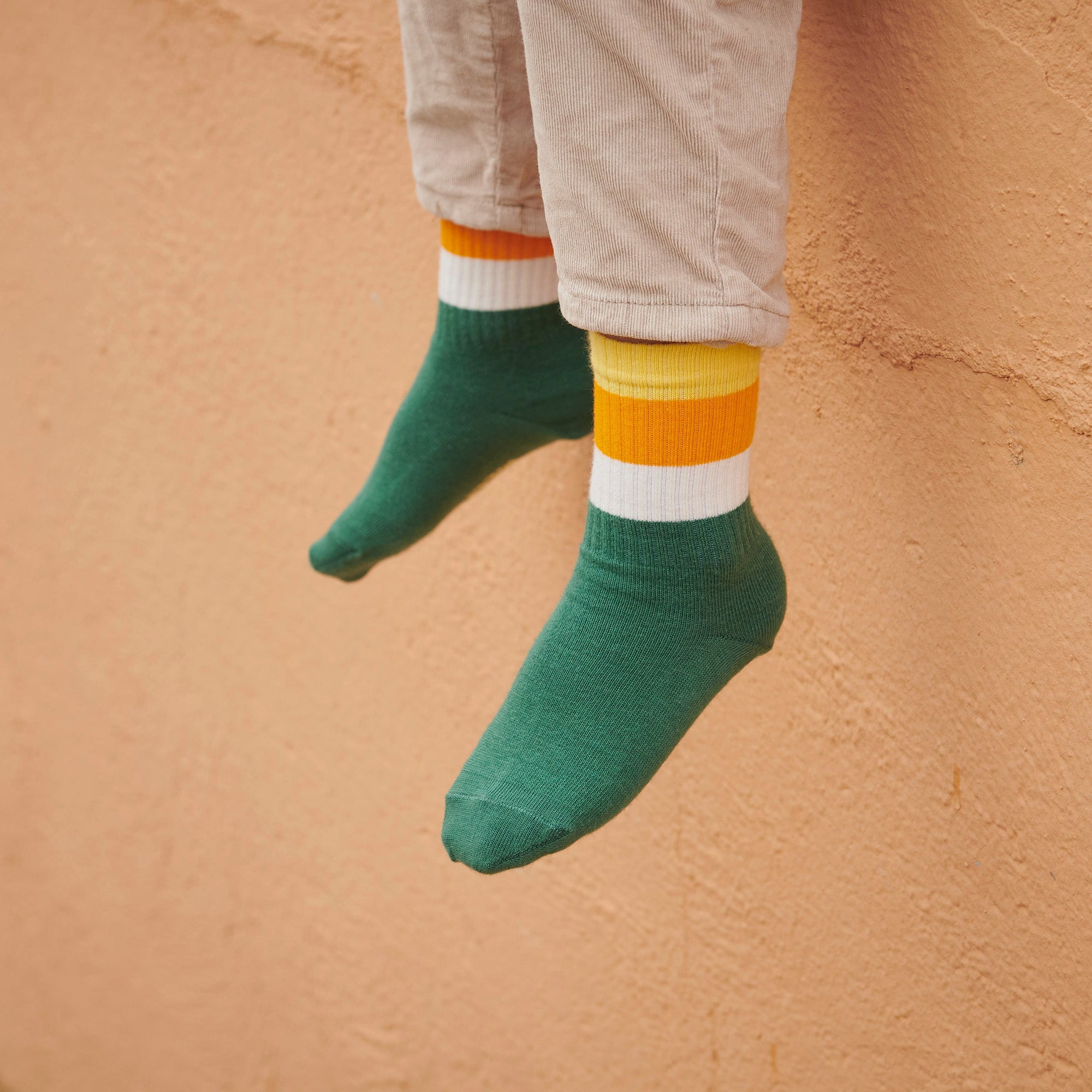Wide stripes socks